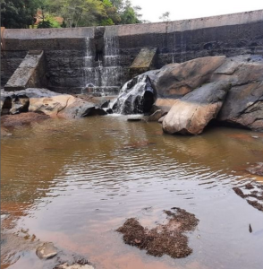 Read more about the article A Prefeitura Municipal comunica, que as piscinas do Complexo da Represa – Barragem, estão em processo de limpeza e desassoreamento.